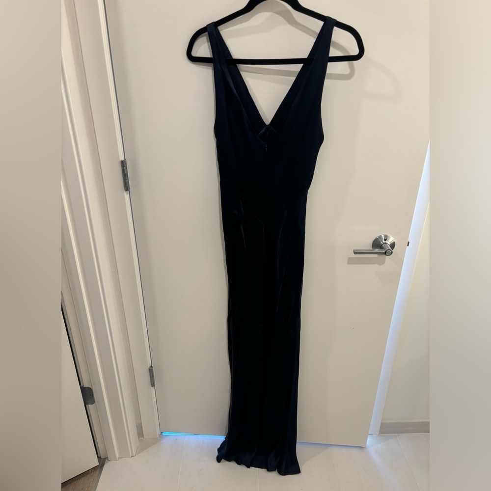 Bec + bridge moon dance Verona dress in moonlight (navy). Bridesmaid dress - Picture 5 of 7